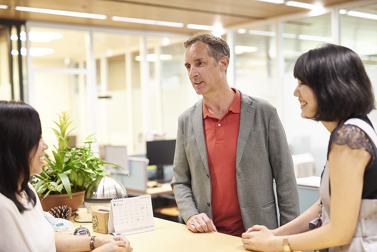 The Role of HR in Creating a Positive Workplace